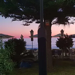  Сasa de vacaciones Beachfront Bungalow